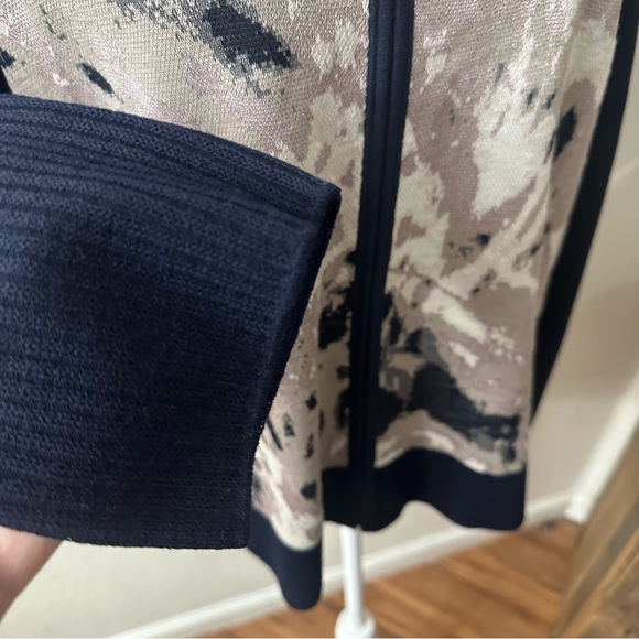 St John Mock Neck Zip up Sweater Jacket size large - Picture 7 of 9